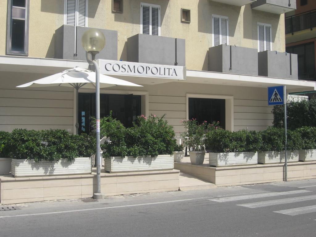 Hotel Cosmopolita Rimini Exterior foto